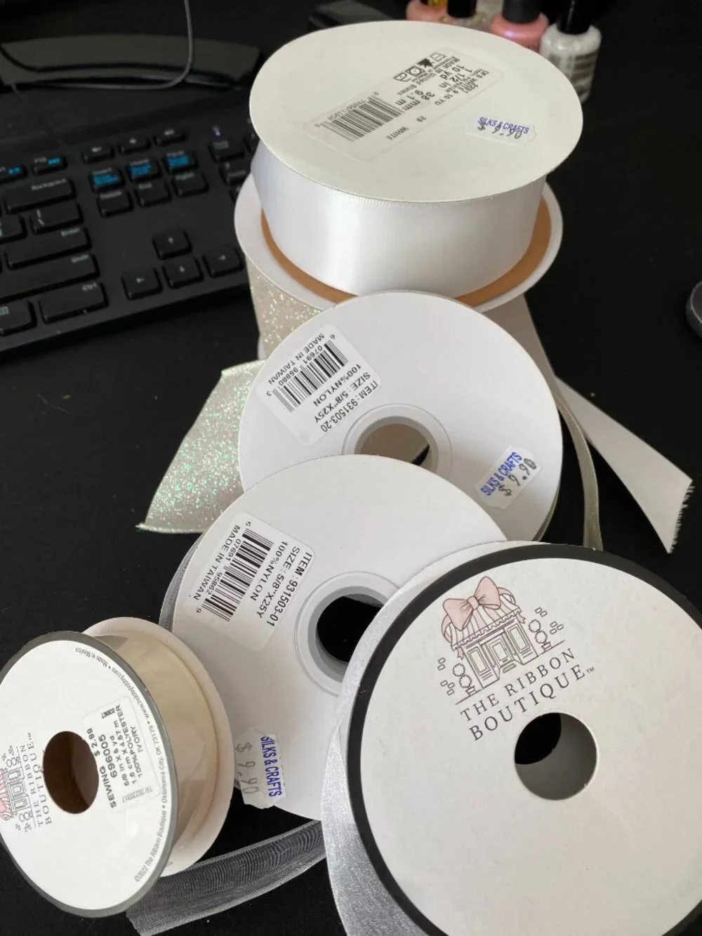 6 BOLTS SOME WIRED IVORY, WHITE AND CREAM RIBBON DIFFERENT SIZES-NEW CONDITION
